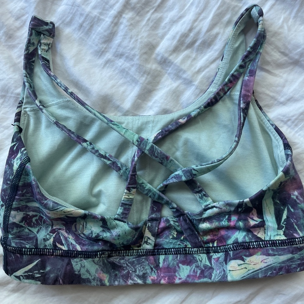 Fun bright pattern lululemon energy bra